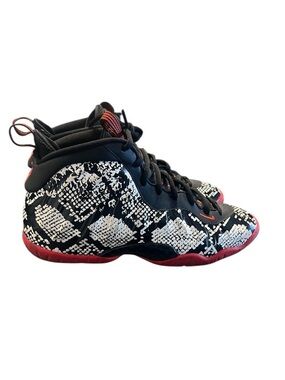 Nike Air Foamposite One GS Albino Snakeskin Sneakers 
Size 7Y